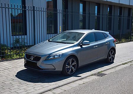 Volvo V40 D3 LINJE YOU! LINJE YOU!