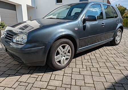 VW Golf Volkswagen IV 1.4 Special HU NEU (bis 07/27)