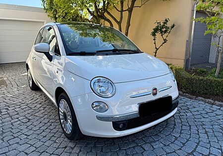 Fiat 500 Lounge weiß mit Panoramadach | TÜV neu