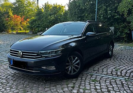 VW Passat Variant Volkswagen 2.0 TDI SCR DSG Business Vari...