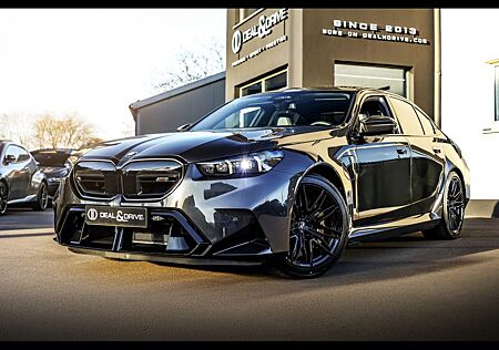 BMW M5 XDRIVE G90°KERAMIK°CARBON°AHK°COMFORT°360
