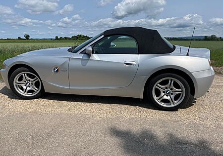 BMW Z4 2.2i -