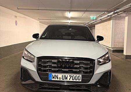 Audi Q2 "edition one" 40 TFSI S line TÜV/Service neu