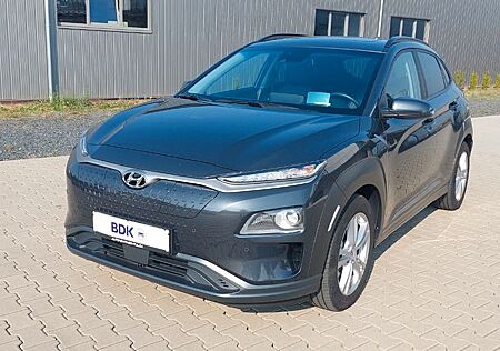 Hyundai Kona Premium Elektro 2WD,GSD ,Navi , Kamara 1.Hd