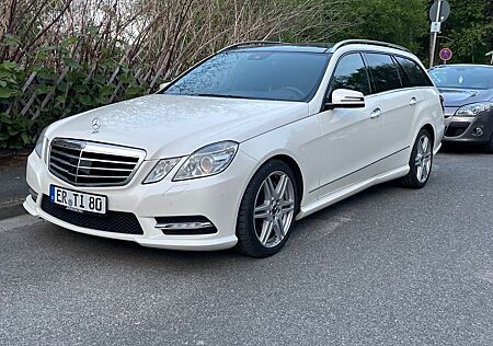 Mercedes-Benz E 500 T 4.7 V8 Biturbo AMG Package Pannorama