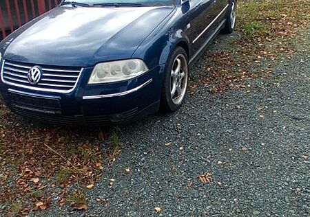 VW Passat Variant Volkswagen 2.5 V6 TDI 4motion Comfortlin...