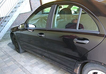Mercedes-Benz C 180 KOMPRESSOR AVANTGARDE Avantgarde