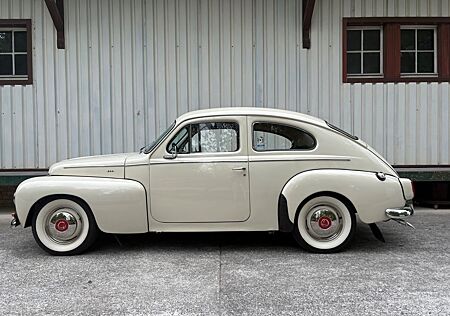 Volvo PV 544