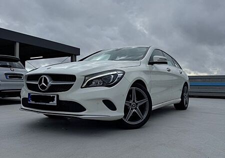 Mercedes-Benz CLA 180 Shooting Brake CLA 180s Shooting Brake TOP Zustand