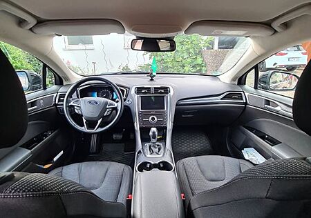 Ford Mondeo 2,0 Hybrid Titanium Automatik Turnier...