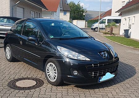 Peugeot 207 / TÜV neu / sehr gepflegt