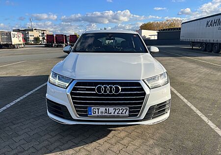 Audi Q7 3.0 TDI quattro tiptronic -