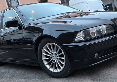 BMW 525i touring - Technisch sehr gut