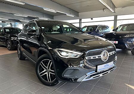 Mercedes-Benz GLA 180 GLA 180d Progressive Business+High End+Park Pak.