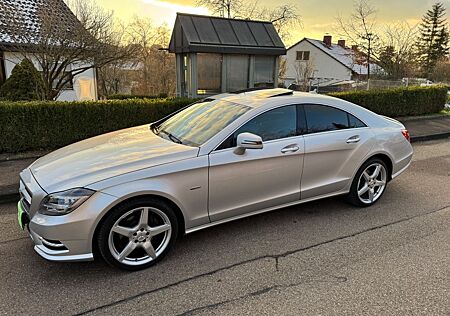 Mercedes-Benz CLS 350 BlueEFFICIENCY AMG Line-Paket 19 Zoll