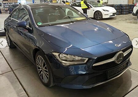 Mercedes-Benz CLA 220 d Coupe*PANO*TEILLEDER*TOTWINKEL