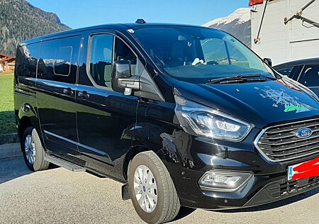 Ford Tourneo Custom 2,0 EcoBlue 320 L1 Titanum Autom.