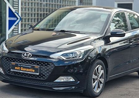 Hyundai i20 Edition Klima SHZ nur 52950km mit Garantie