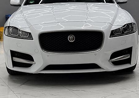 Jaguar XF R-Sport AWD 180 PS | Vollausstattung |