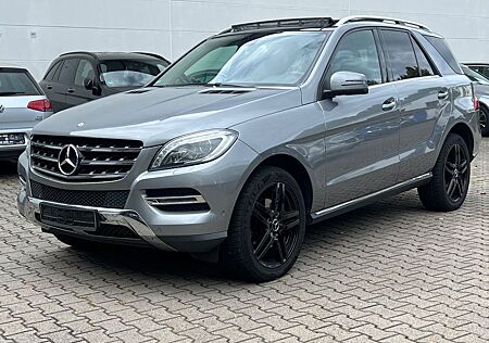 Mercedes-Benz ML 350 CDI /TOT/SPUR/ALCANTARA/AHK/SHZ/PANO/