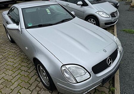 Mercedes-Benz SLK 200