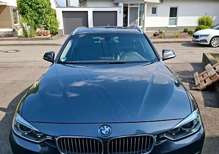 BMW 330d Touring Automatic -