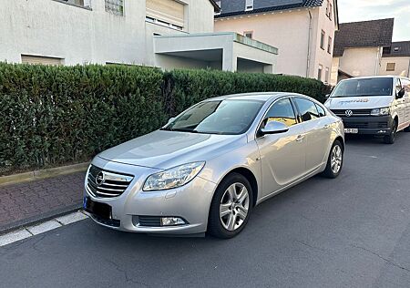 Opel Insignia 1.8 Edition Edition