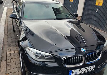 BMW 530d Touring A Luxury Line Luxury Line