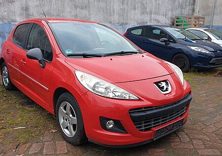 Peugeot 207 Premium. Klimaanlage Keine TÜV