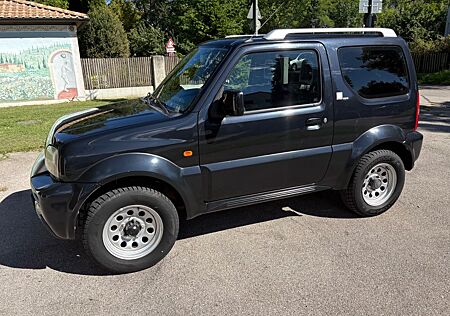 Suzuki Jimny 1.3 4WD, 27 TKM, Klima, 1.Hand, TÜV 08-27