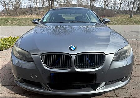 BMW 325i Coupé -