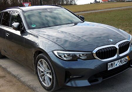 BMW 320d Touring G21 Sport Line Aut. HUD Top