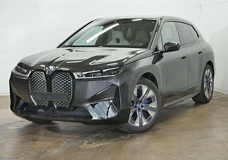 BMW iX xDrive40 Sportpaket Laser ACC H&K Widescreen