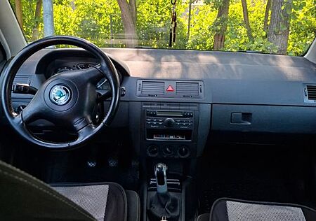 Skoda Fabia 1.4 16V Classic Classic