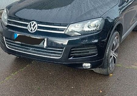 VW Touareg Volkswagen 3.0 V6 TDI Tiptronic BMT Terrain Tec...