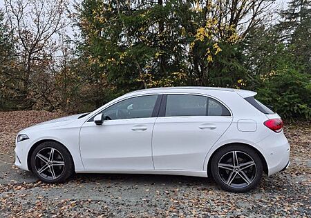 Mercedes-Benz A 250 4MATIC DCT *SHZ*NAVI*LED*MBUX