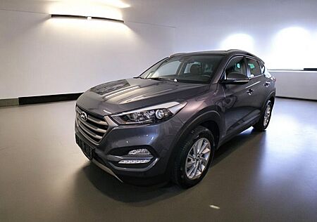 Hyundai Tucson Intro Edition 1.6 T-GDI 4WD Kamera Navi