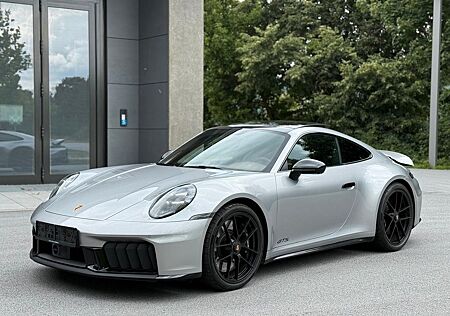 Porsche 992 911 Carrera 4GTS SHD/CHRONO/SP.ABGAS/BOSE/MATRIX