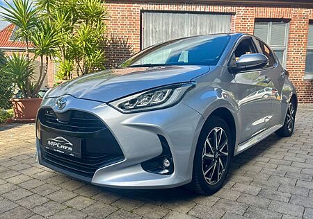 Toyota Yaris gebraucht kaufen Toyota Yaris Sitzheizung ACC Carplay Garantie