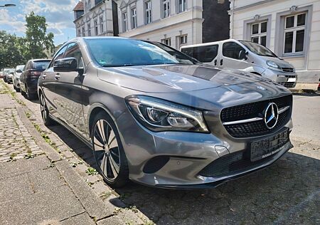 Mercedes-Benz CLA 180 Urban Urban