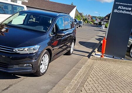 VW Touran Volkswagen 2.0 TDI Highline LED AHK schwenkbar