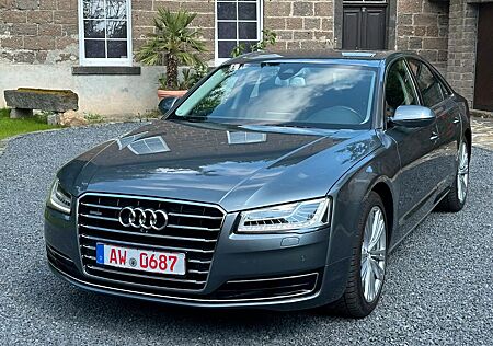 Audi A8 4.0 TFSI Carplay Bose 360 Matrix Softclose V8