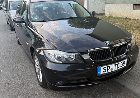 BMW 318i touring -