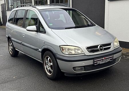Opel Zafira 1.8 16V Elegance