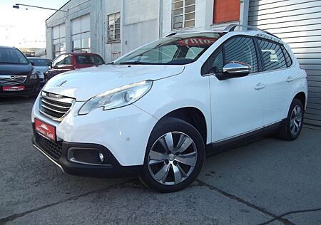 Peugeot 2008 1,6 Allure Autom, Navi, AHK