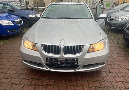 BMW 320i Automatik, 2,0 Benzin