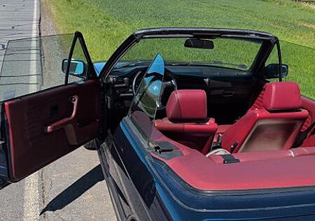 BMW 318i E30 Cabrio mauritiusblau