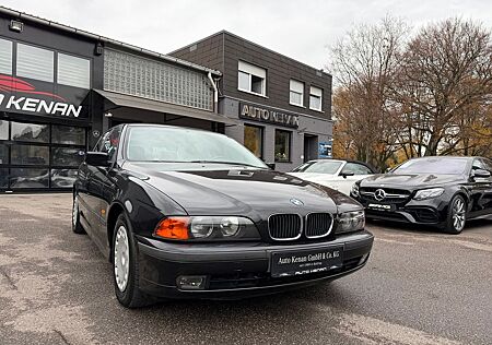 BMW 523i Lim. 1Hand/Renter/NUR140TKM/OriginalZustand