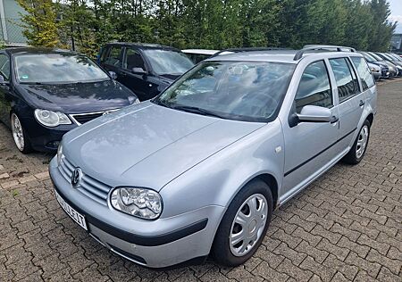 VW Golf Volkswagen 1.6 Trendline Variant