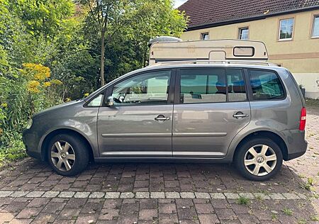 VW Touran Volkswagen 2.0 TDI Trendline 7 Sitzer
